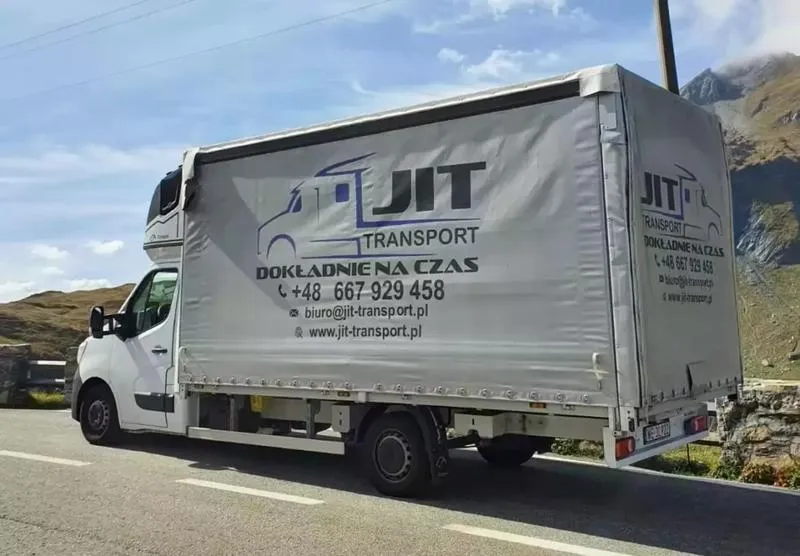 Czym są PKP i PKS? Wszystko, co musisz wiedzieć o polskim transporcie kolejowym i autobusowym