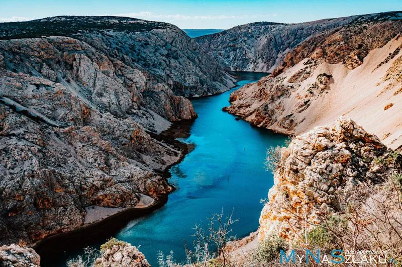 Odkryj piękno kanionu Zrmanja: jak dotrzeć z Zadaru?