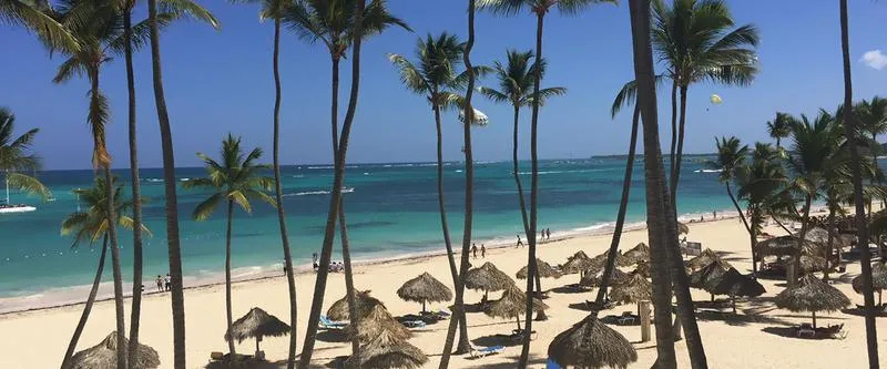 Ceny wakacji w Punta Canie i najlepsze terminy
