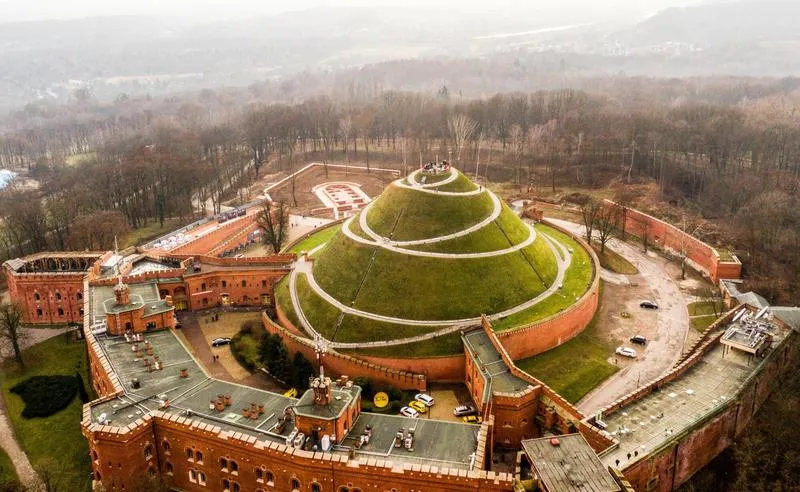 Dojazd na kopiec Kościuszki w Krakowie