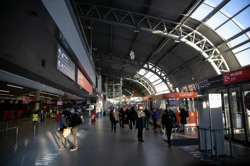 Dojazd z Modlina do Warszawy