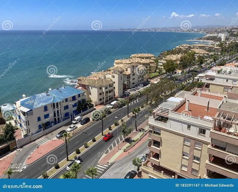 Dojazd z lotniska Malaga do Benalmádeny