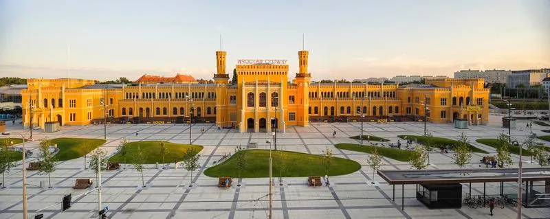Parking przy dworcu PKP Wrocław