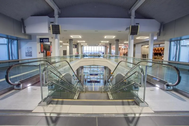 Parking przy dworcu PKP w Szczecinie